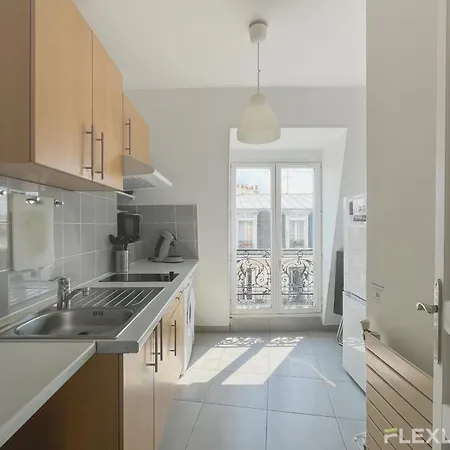 Lovely One Bedroom - - Rue De Prague - Flexliving * פריז